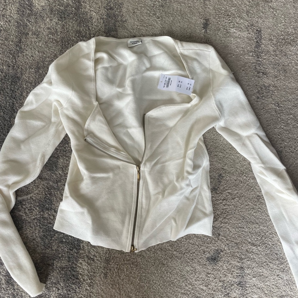 Abercrombie and Fitch zip-up notch neck shirt